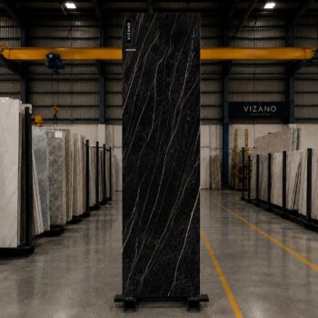 Shara Noir 15mm (80x320 cm) VIZANO