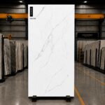 Piedra Sinterizada Italian Fine White (Formato 120x270 cm)